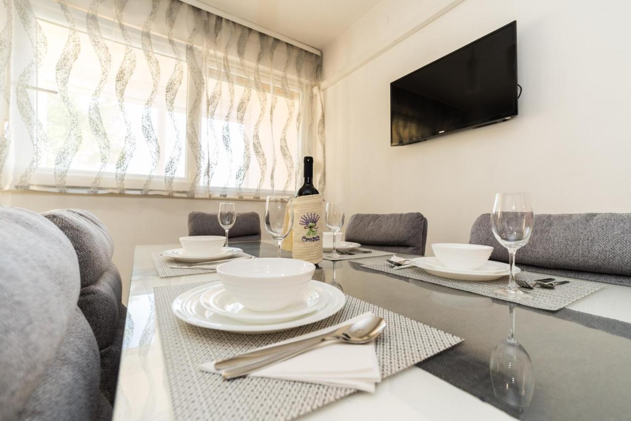 Apartment Mihaela Zadar Exterior photo