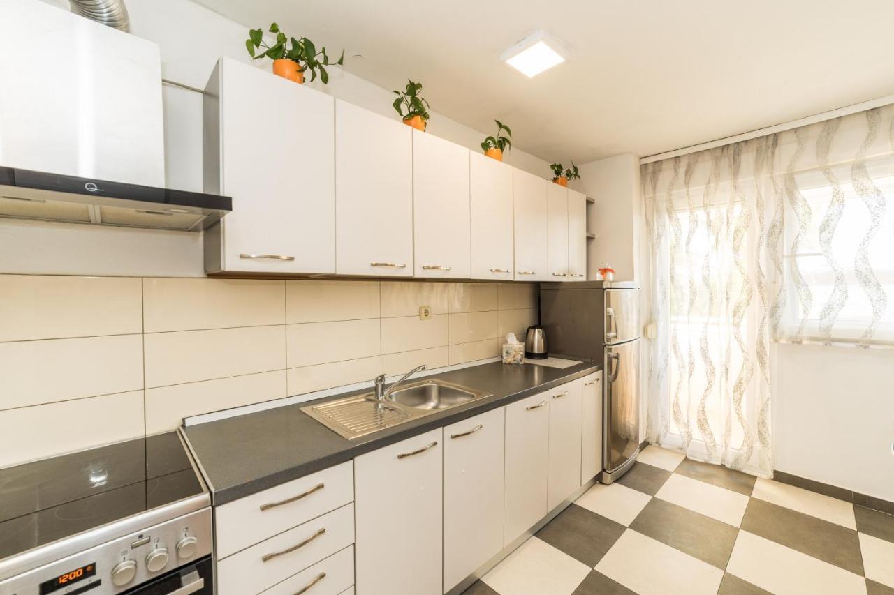 Apartment Mihaela Zadar Exterior photo